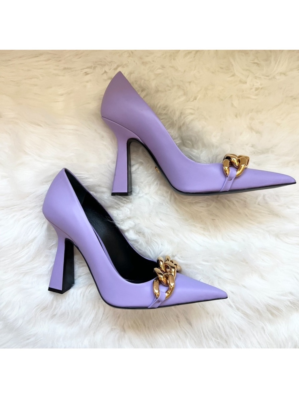 New! VERSACE Medusa Logo Chain Pointed Toe Pumps Heels - Picture 9 of 15